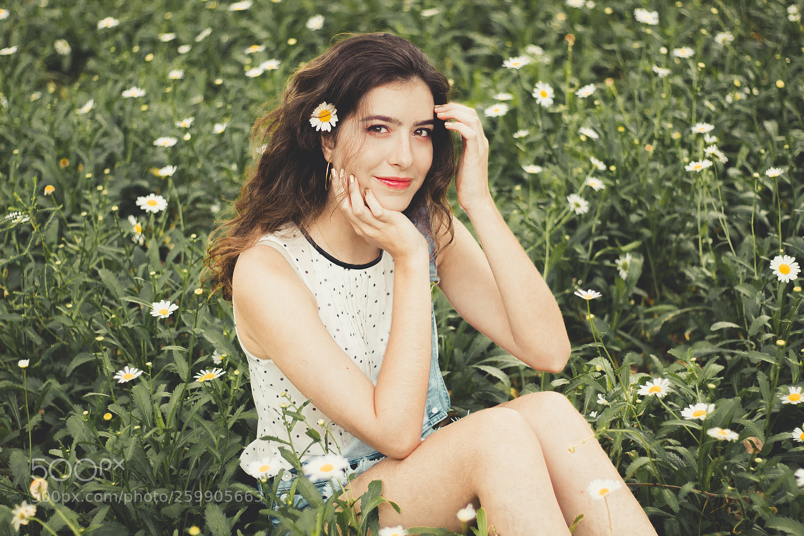 Canon EOS 1300D (EOS Rebel T6 / EOS Kiss X80) sample photo. Flowers girl photography
