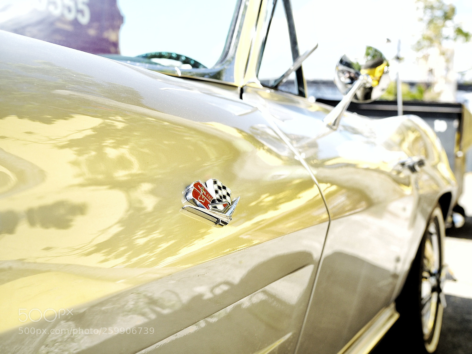 Olympus OM-D E-M5 II sample photo. Old corvette photography