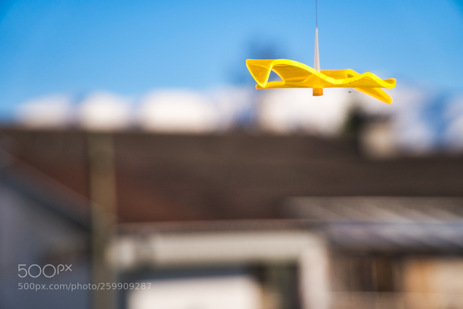 Sony a6500 sample photo. Yellow plastic bird photography