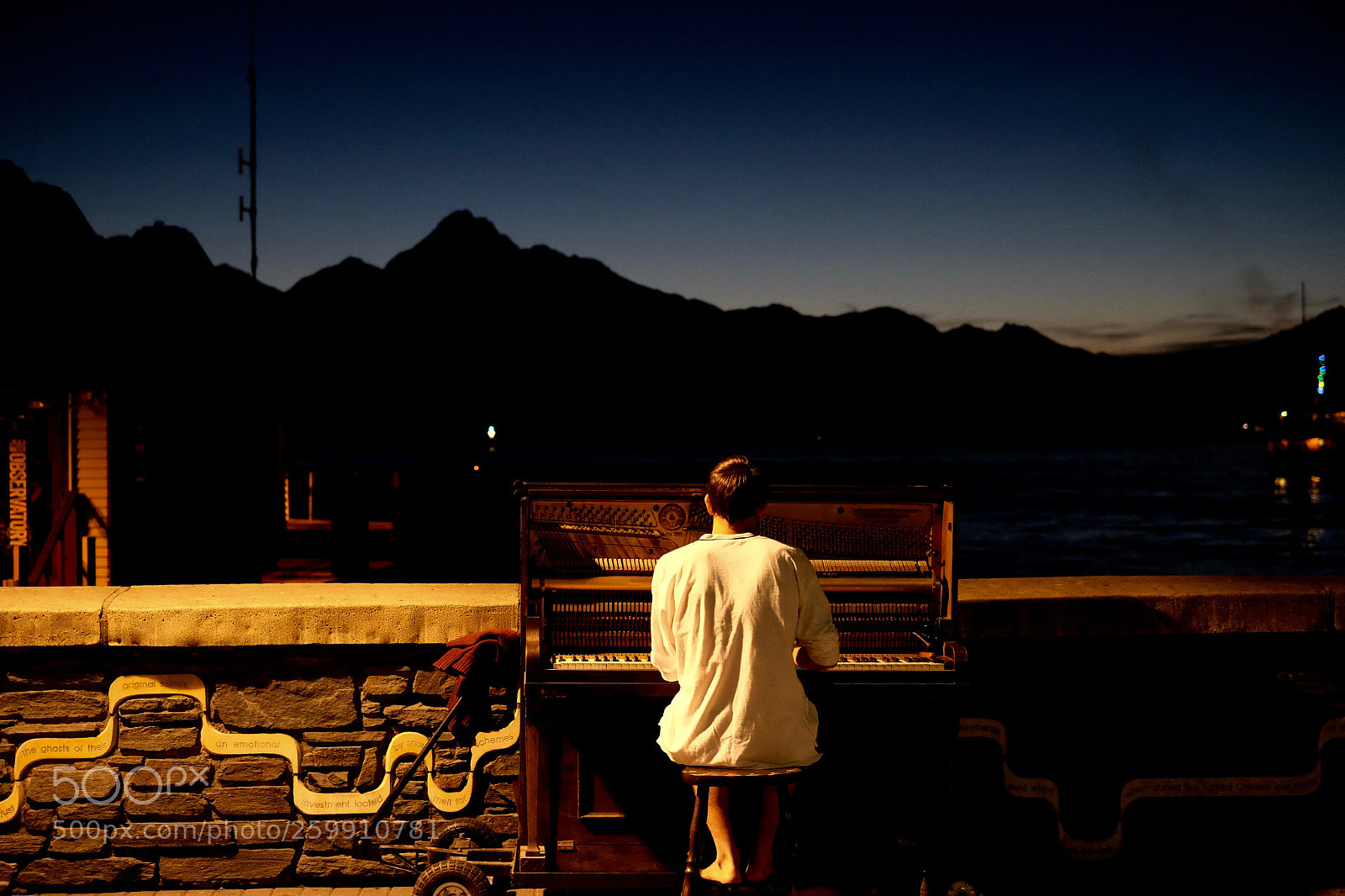 Fujifilm X-T10 sample photo. Pianist photography