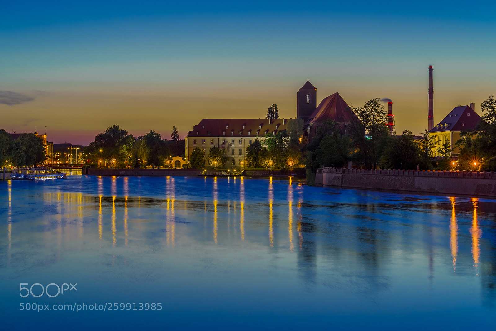 Sony a7 II sample photo. Blue hour photography