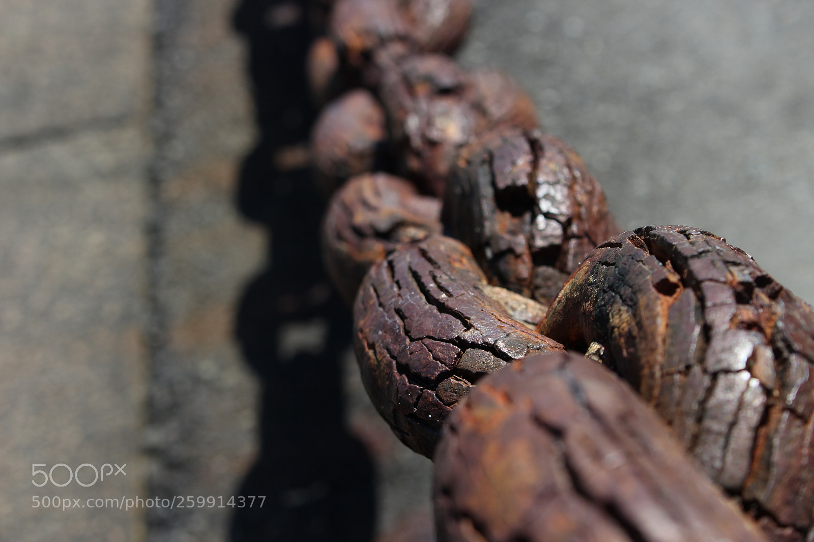 Canon EOS 700D (EOS Rebel T5i / EOS Kiss X7i) sample photo. Rusted chain photography