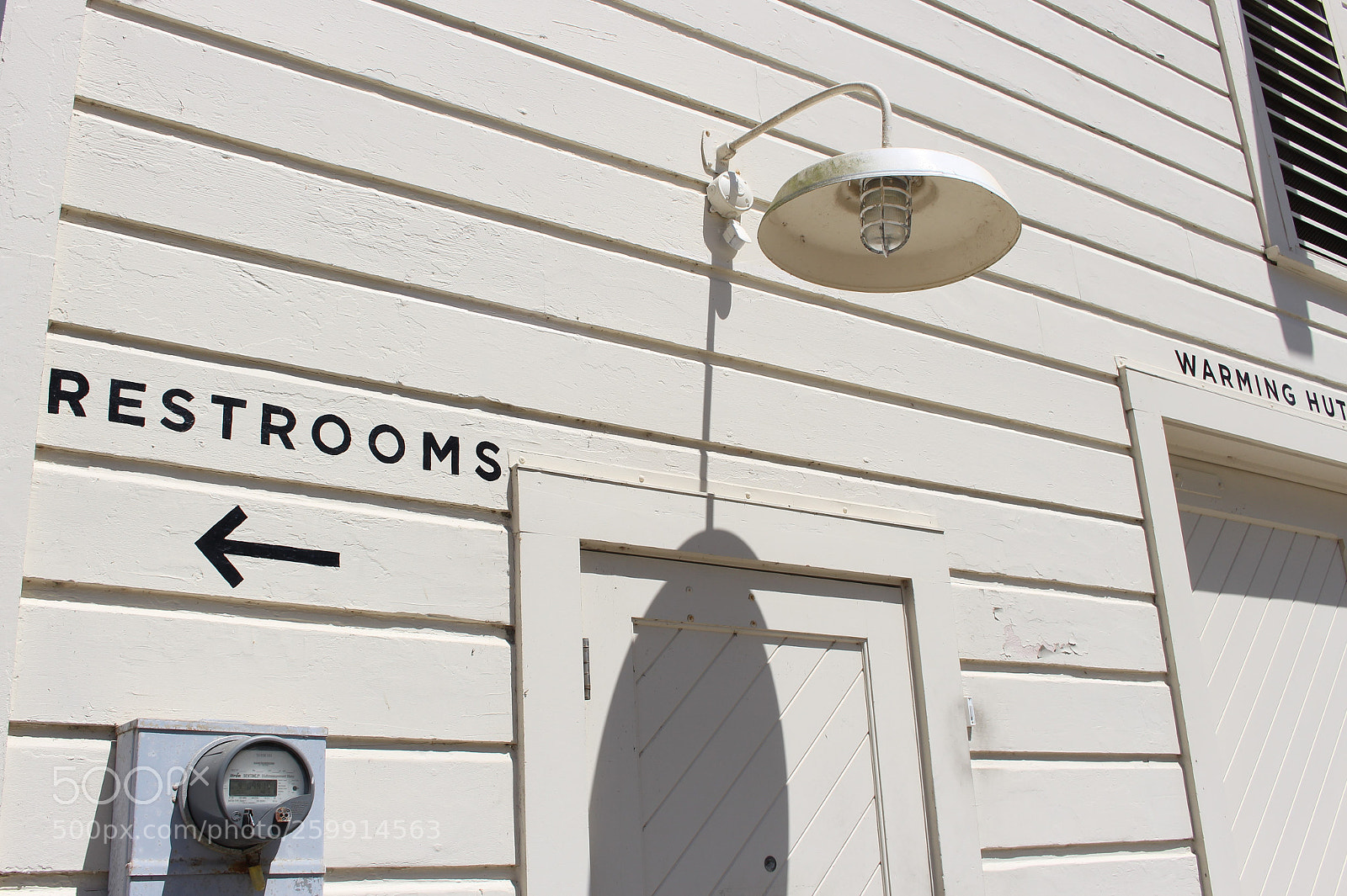 Canon EOS 700D (EOS Rebel T5i / EOS Kiss X7i) sample photo. Restroom photography