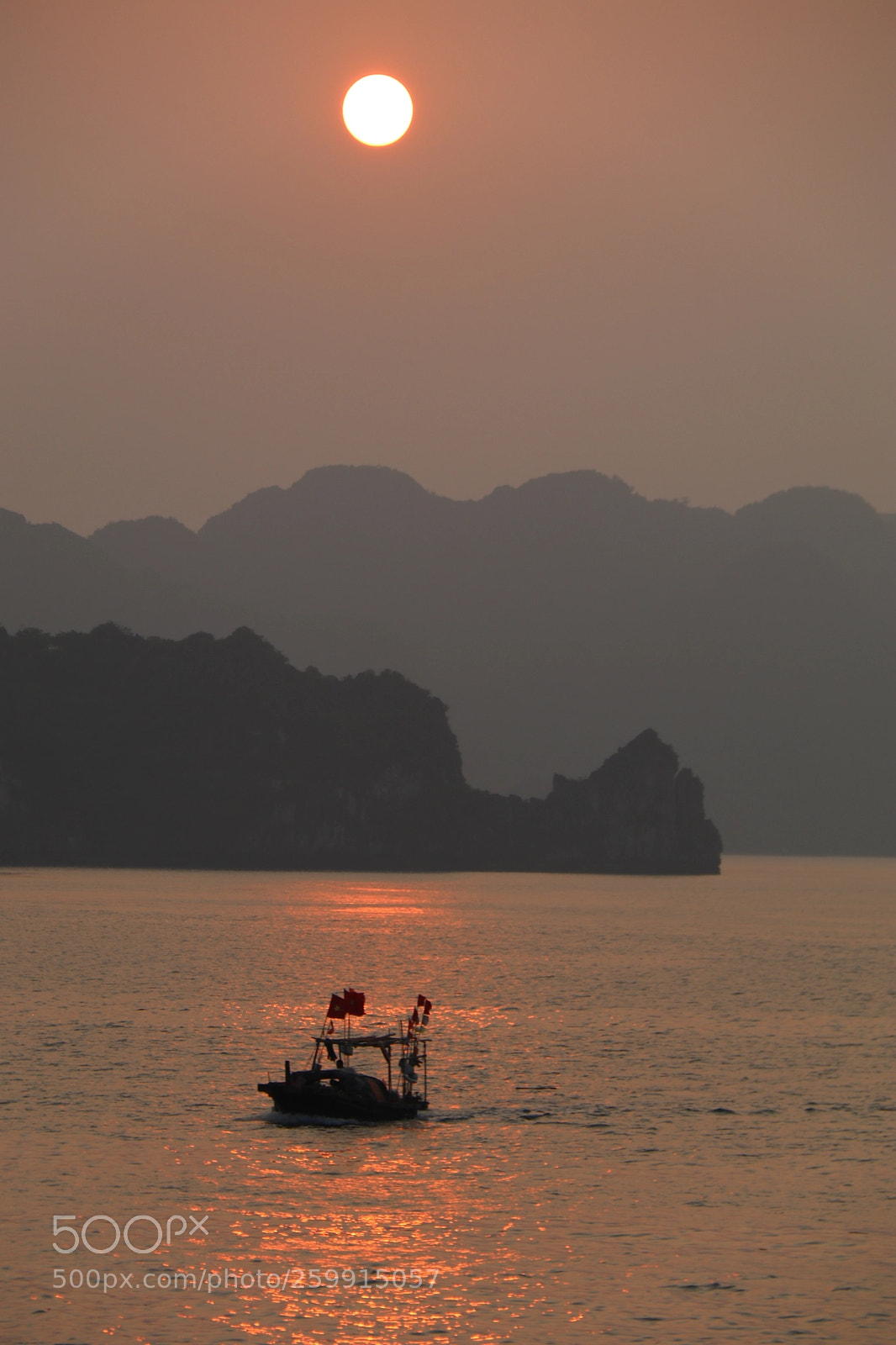 Canon EOS 80D sample photo. Ha-long-bay-2018zj.jpg photography
