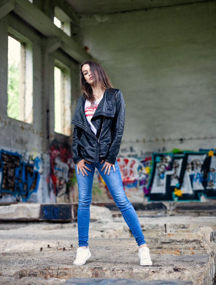 Canon EOS 5D Mark II sample photo. As high as possible photography