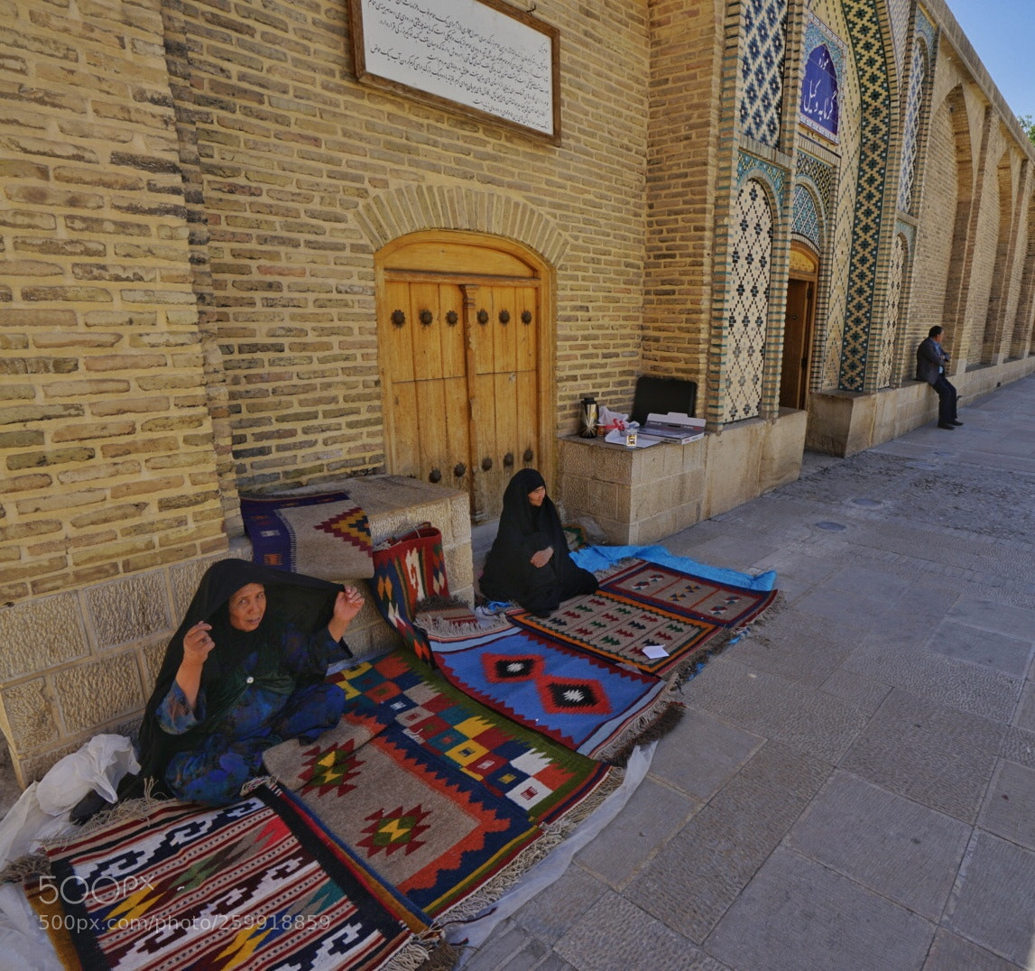 Sony a7 II sample photo. Rug sellers 4 photography