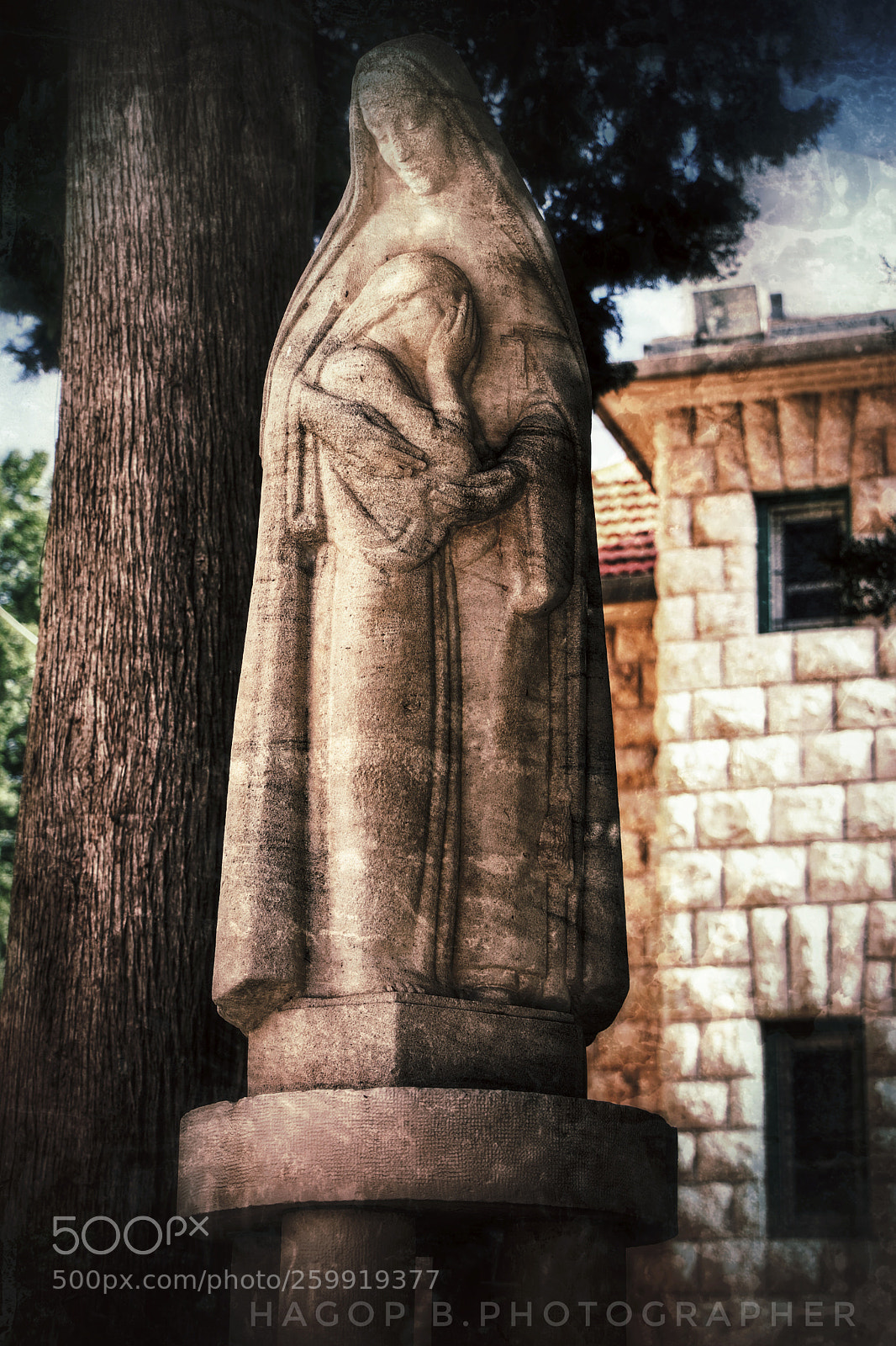 Canon EOS 80D sample photo. The statue of mary photography