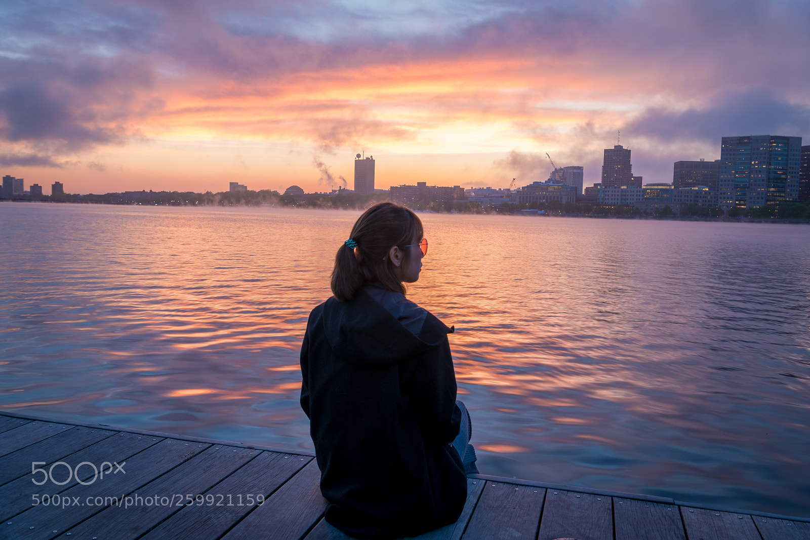 Nikon D850 sample photo. The girl is watching photography