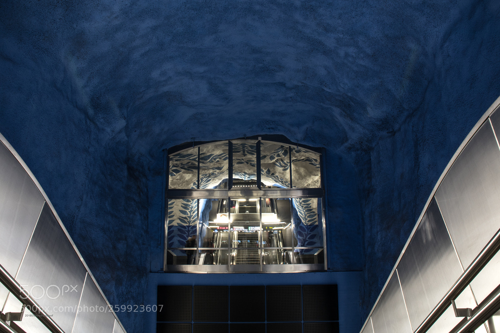 Canon EOS M5 sample photo. Stockholm underground, t-centralen photography