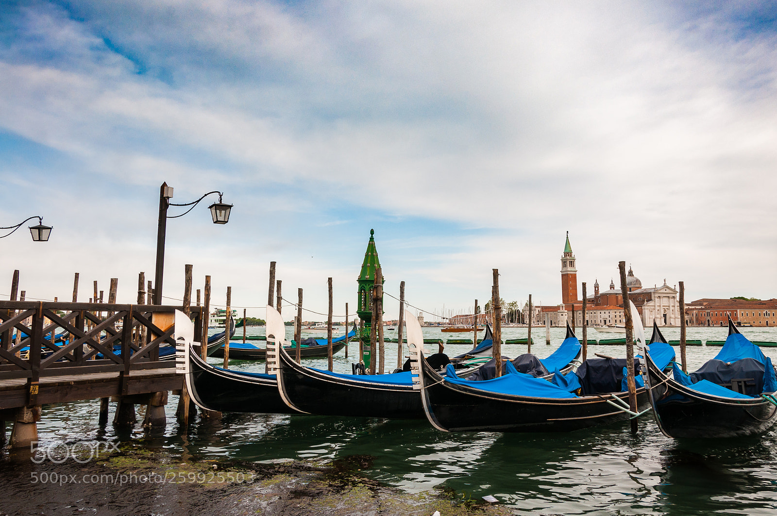 Nikon D90 sample photo. Venetian parking lot photography