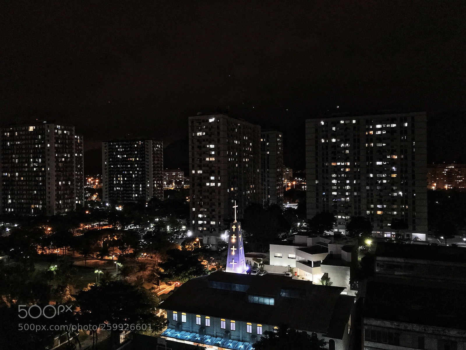 Apple iPhone 7 Plus sample photo. Night of city photography