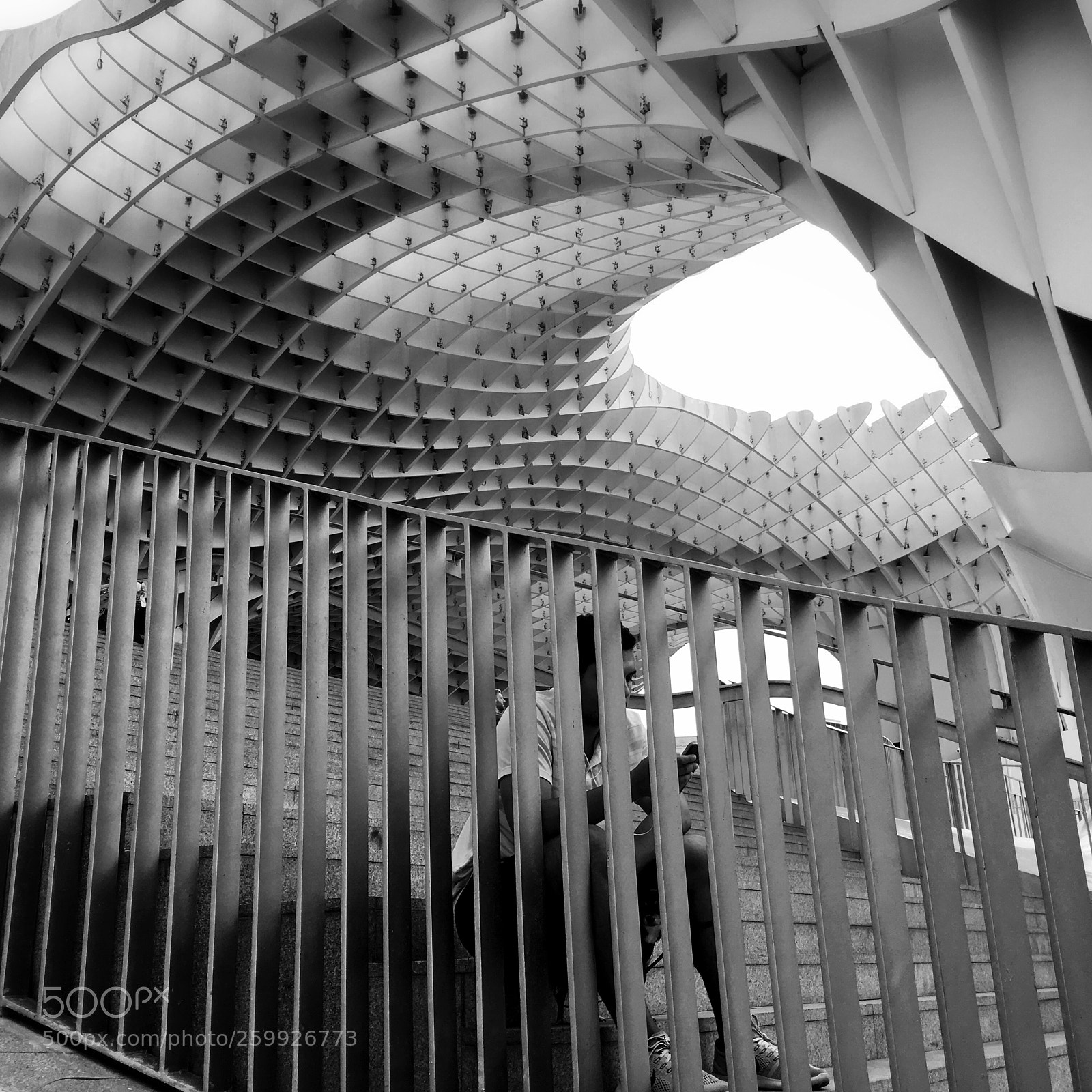 Apple iPhone SE sample photo. The metropol parasol photography