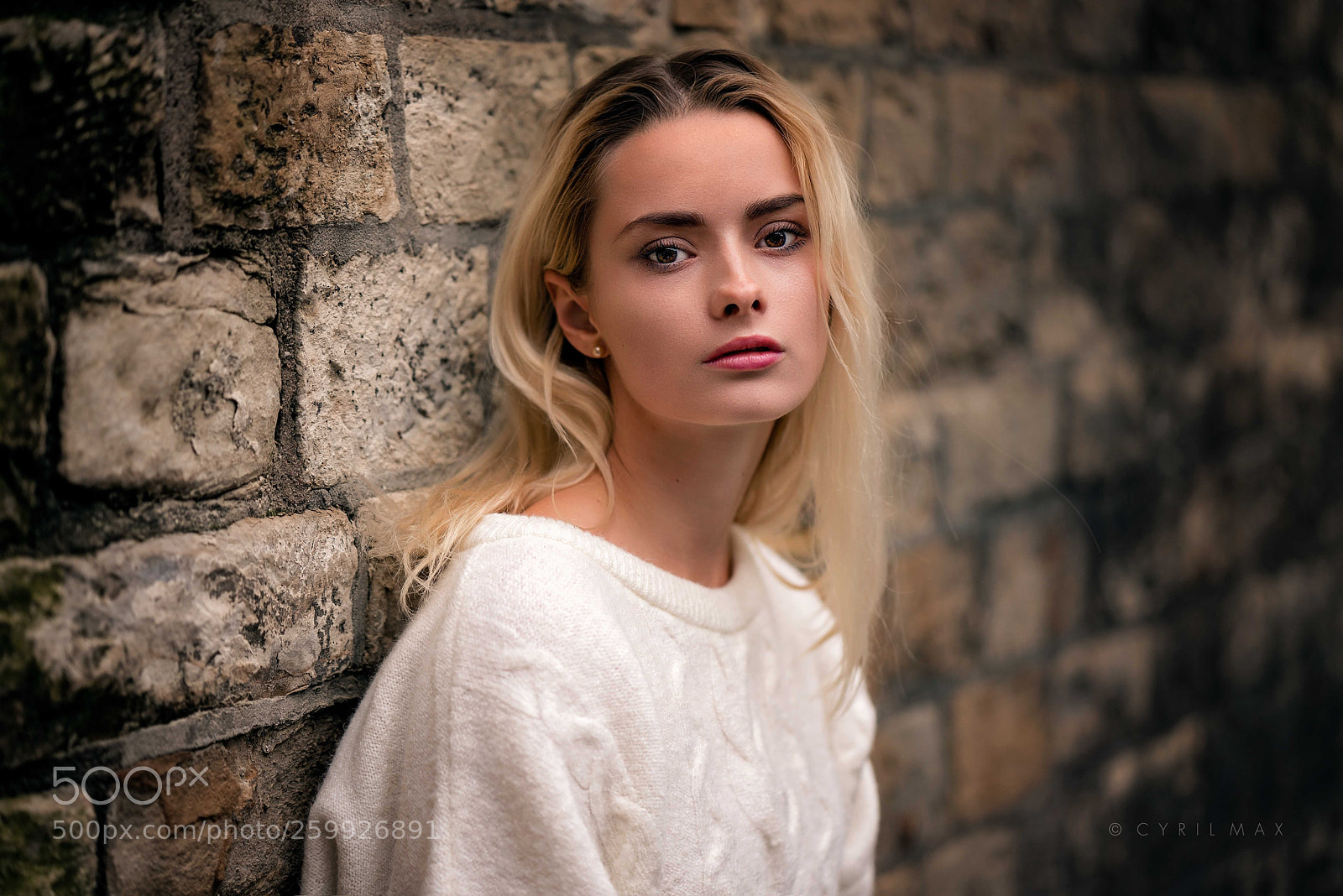 Sony a7R sample photo. Markéta photography