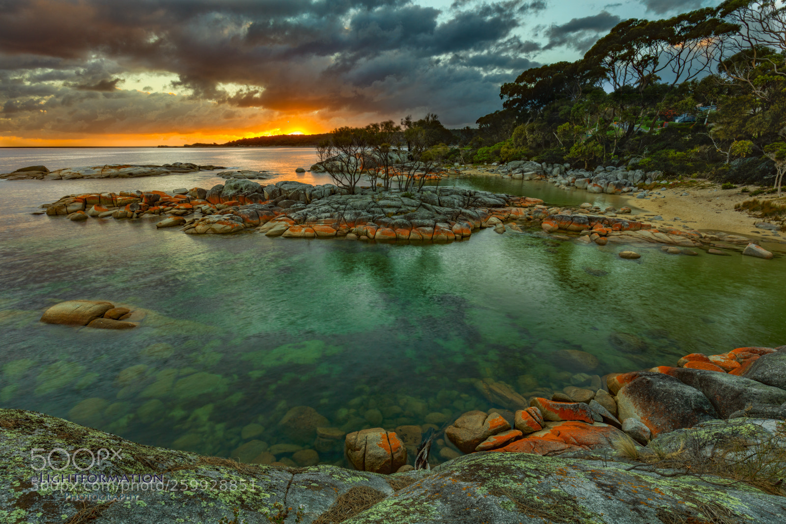 Canon EOS 5DS R sample photo. Sunrise at the bay photography