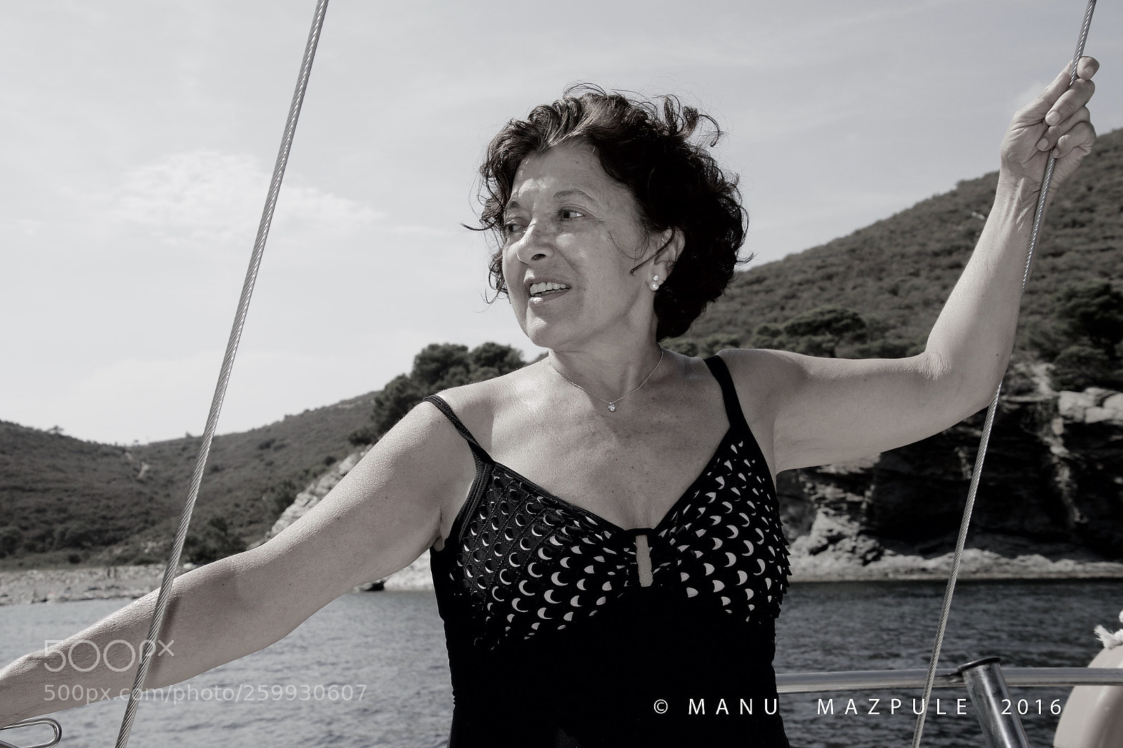 Canon EOS 70D sample photo. 102. people in girona. catalunya... photography