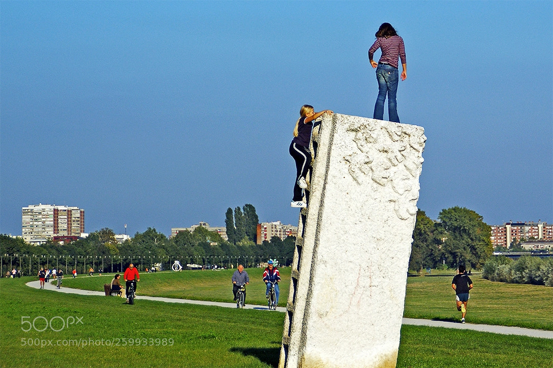Sony Alpha DSLR-A200 sample photo. Lookout point photography