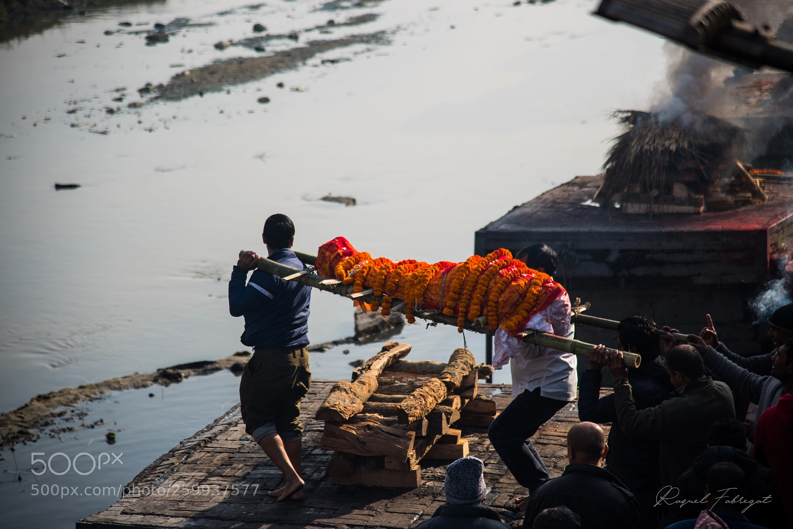 Nikon D750 sample photo. Cremations in pashupatinath, kathmandu photography