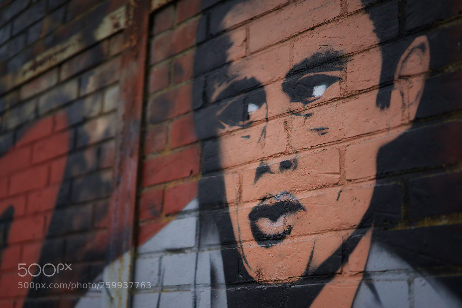 Sony a7 sample photo. On the wall photography