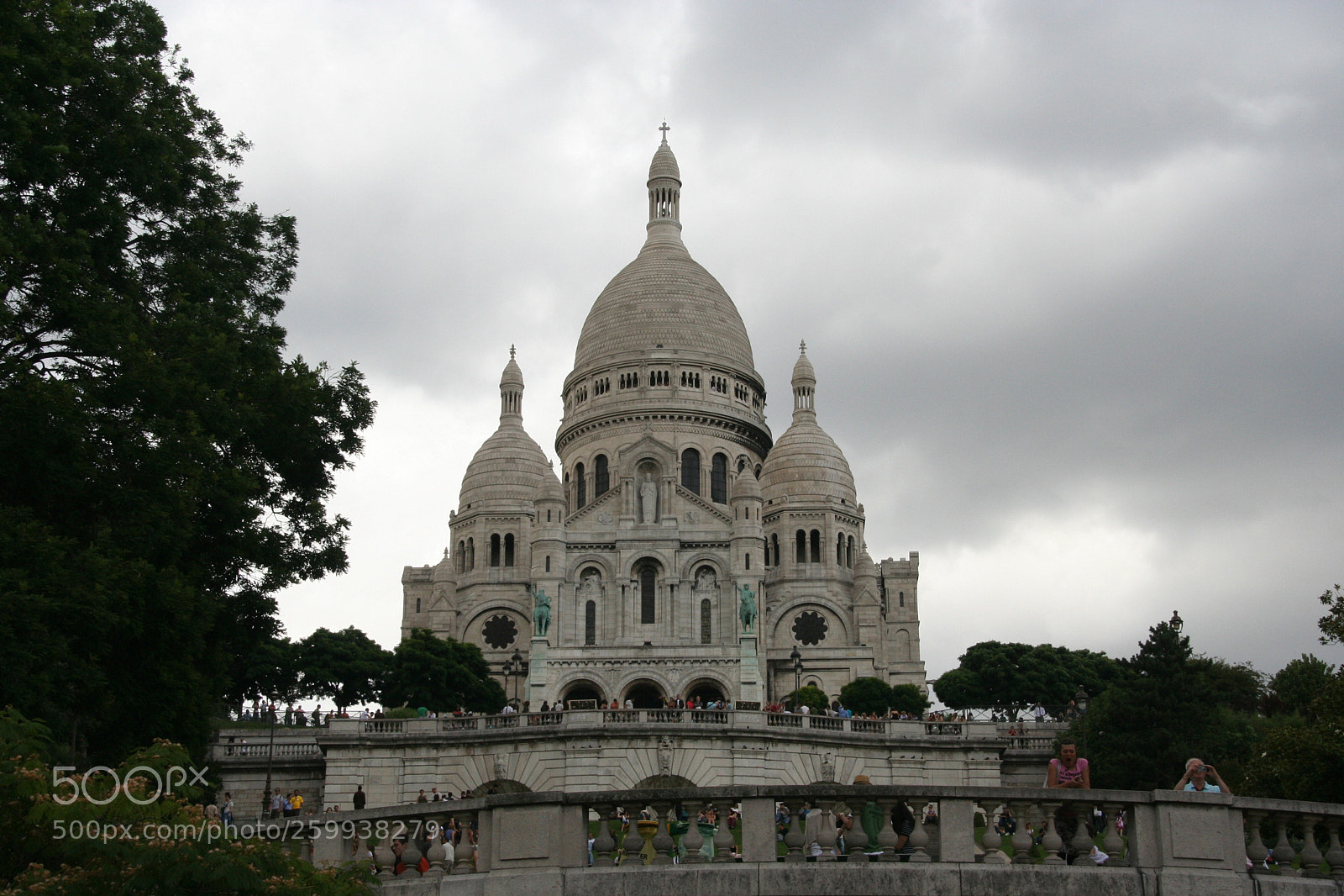 Canon EOS 350D (EOS Digital Rebel XT / EOS Kiss Digital N) sample photo. Paris photography