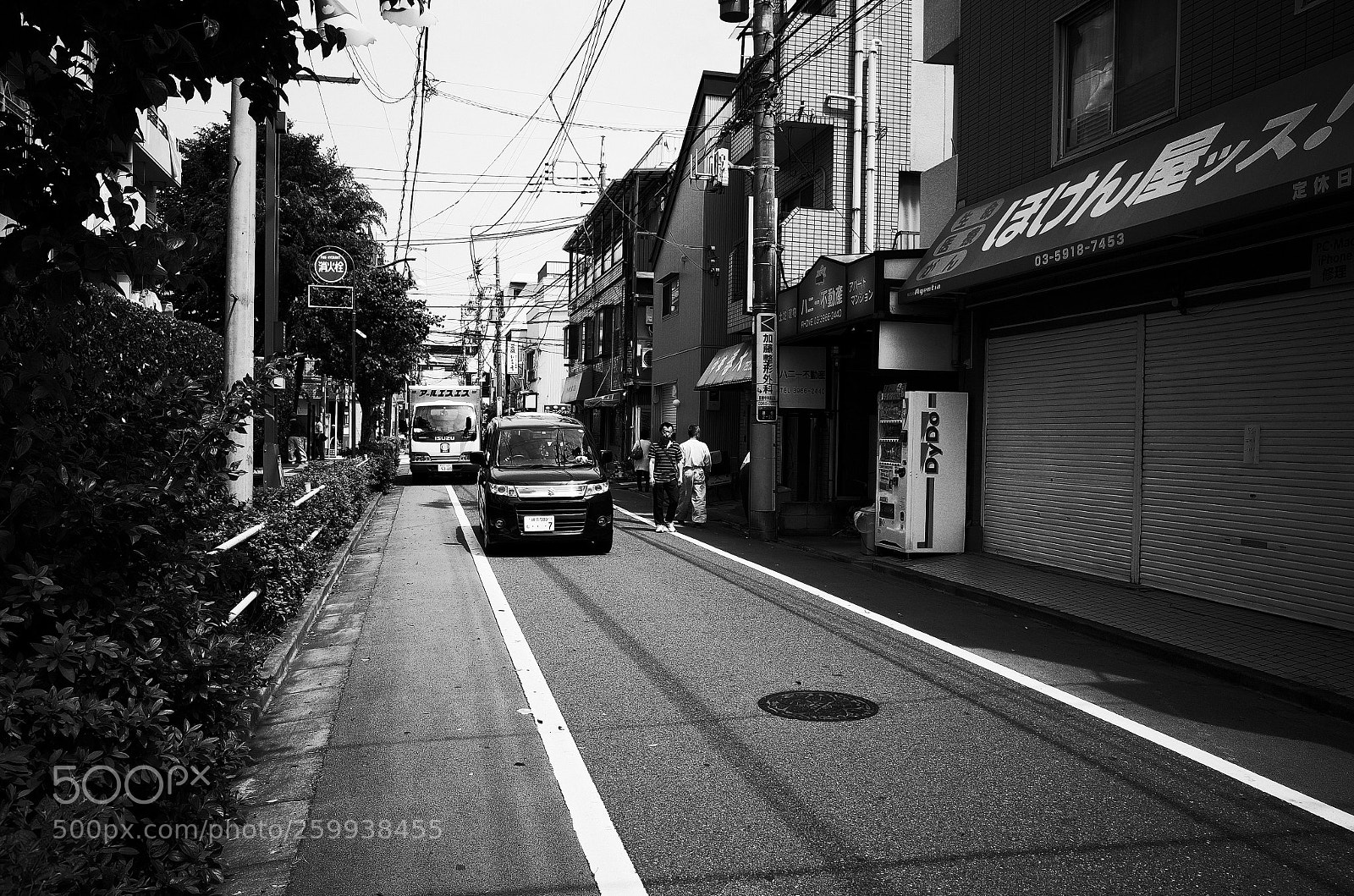 Ricoh GR II sample photo. Street photography