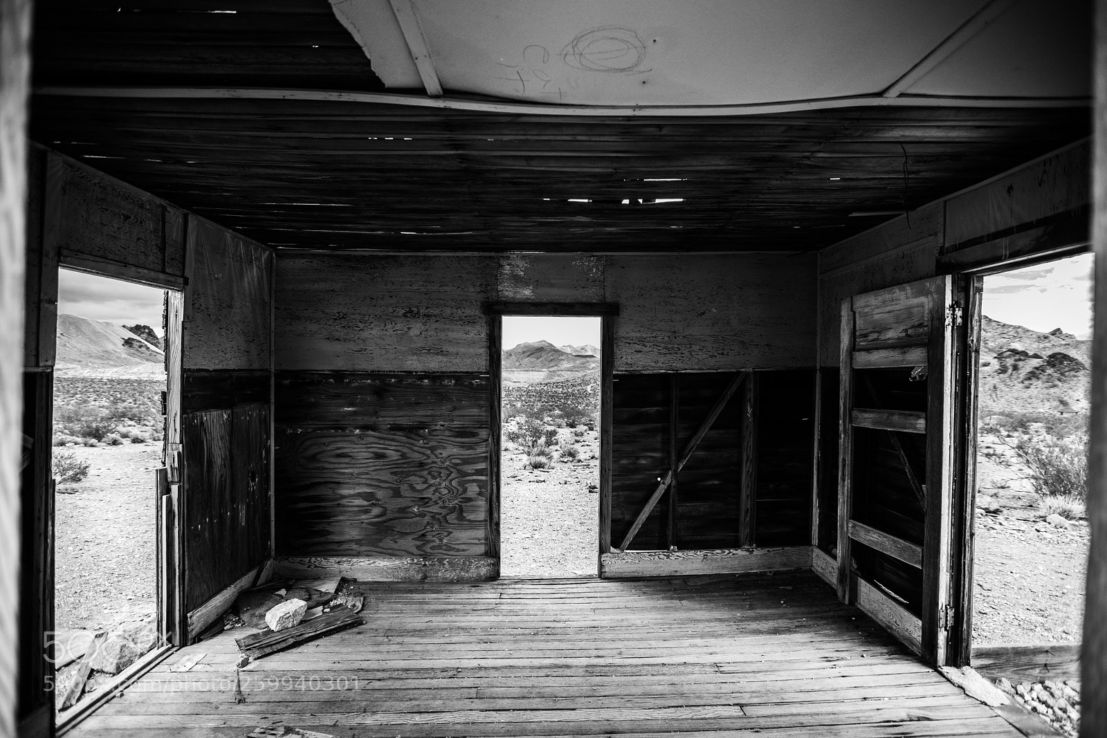 Canon EOS 5D Mark IV sample photo. Rhyolite ghost town photography