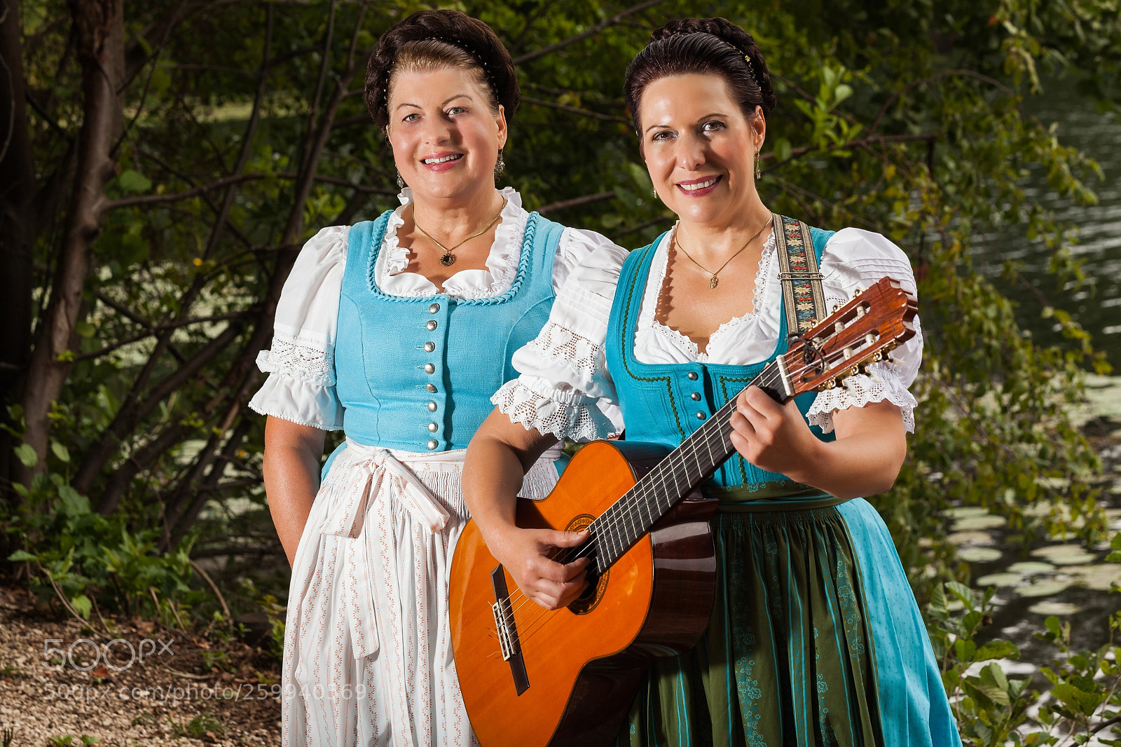 Canon EOS 5D Mark II sample photo. Two bavarian women in photography