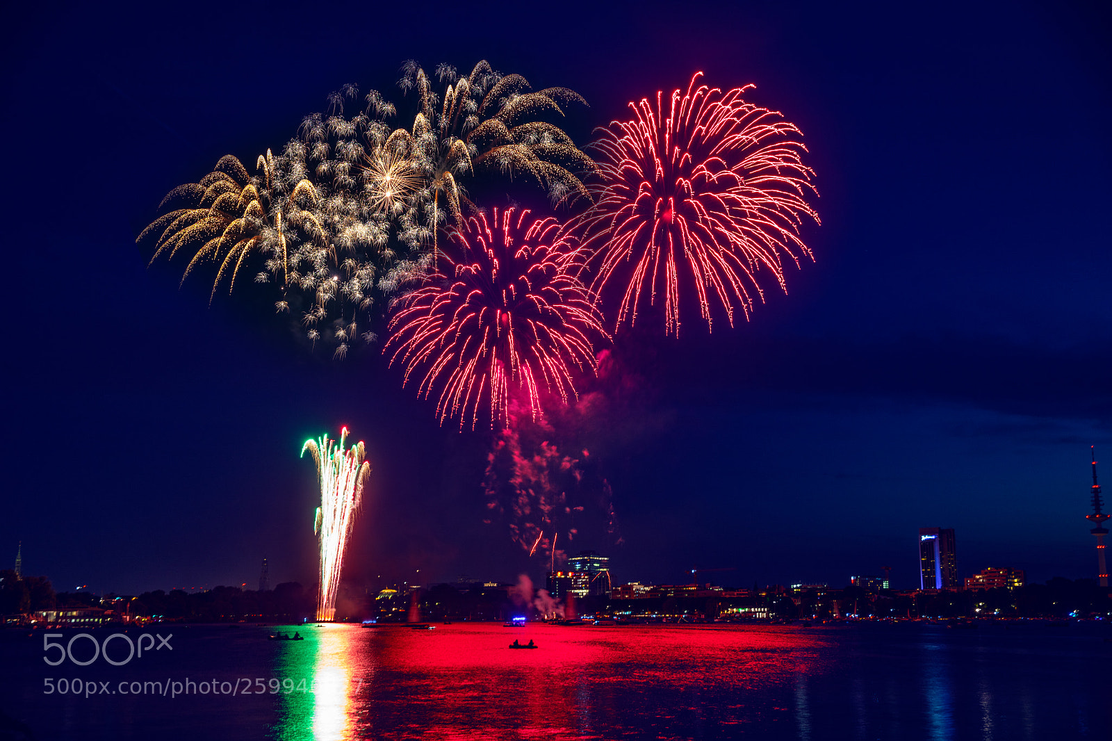 Canon EOS 5DS R sample photo. Kirschblütenfeuerwerk photography