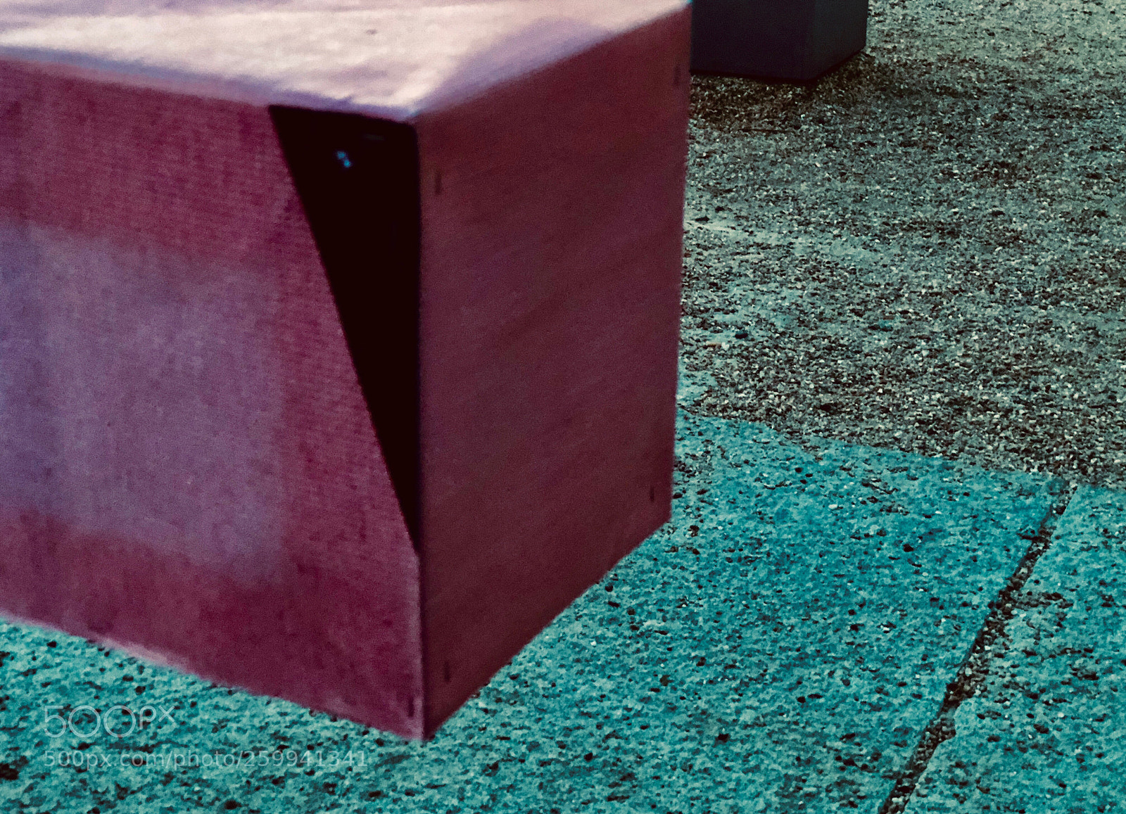 Apple iPhone 8 Plus sample photo. Street form photography
