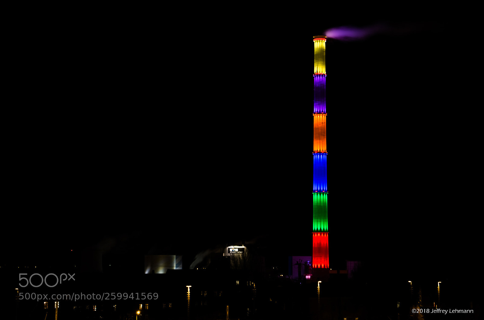 Canon EOS 700D (EOS Rebel T5i / EOS Kiss X7i) sample photo. Colorful chimney photography