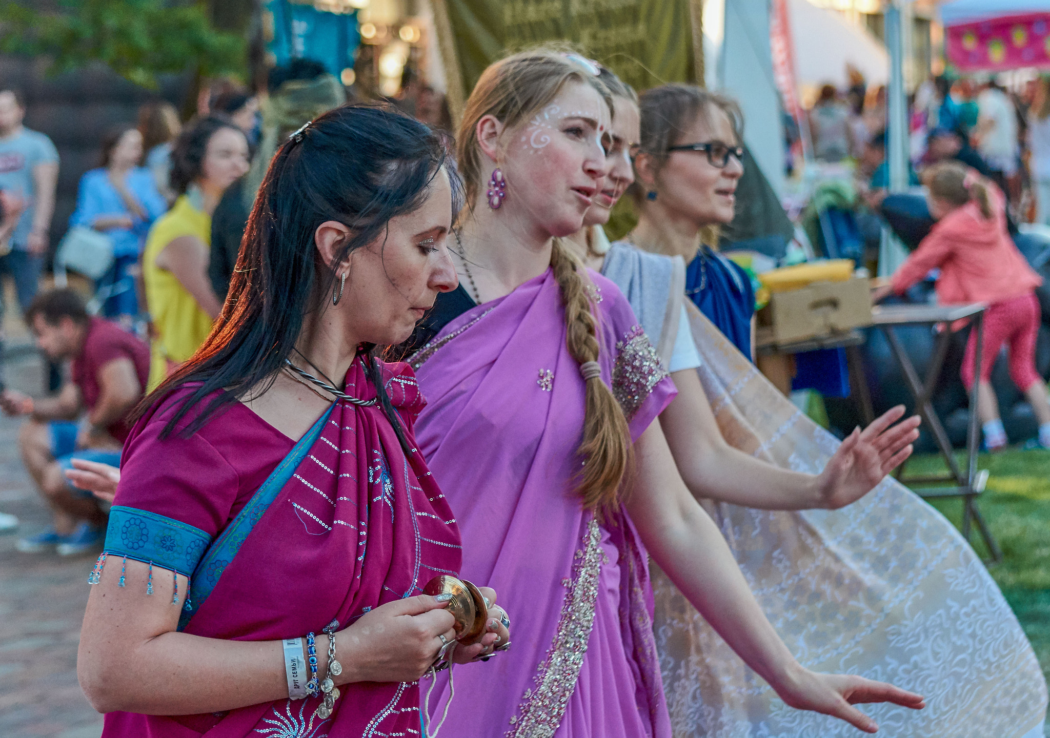 Nikon D7100 sample photo. Hare krishna dancers photography