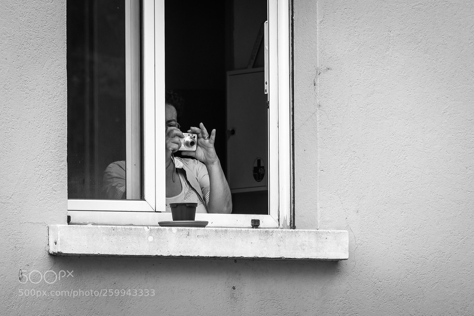 Nikon D7200 sample photo. Photographing secretly who photographs photography