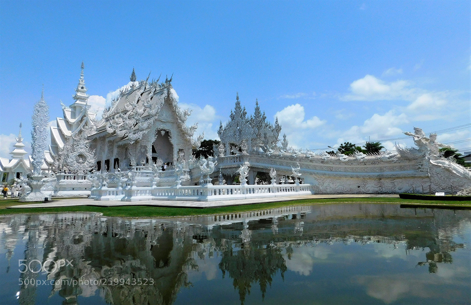 Nikon Coolpix L840 sample photo. Wat rong khun photography