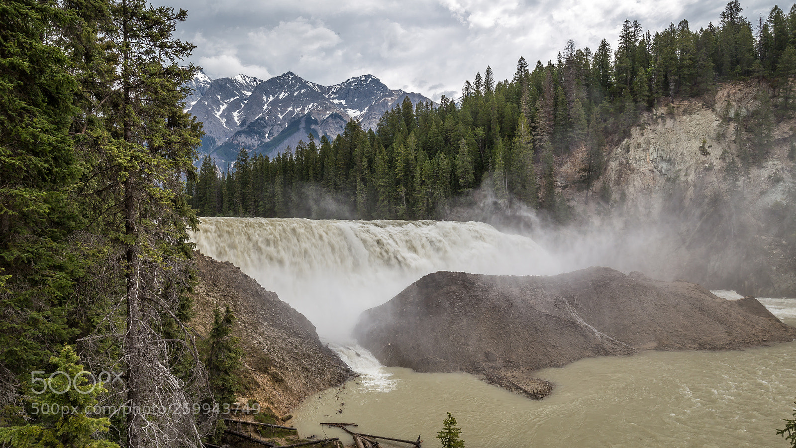 Canon EOS 6D sample photo. Wapta falls photography