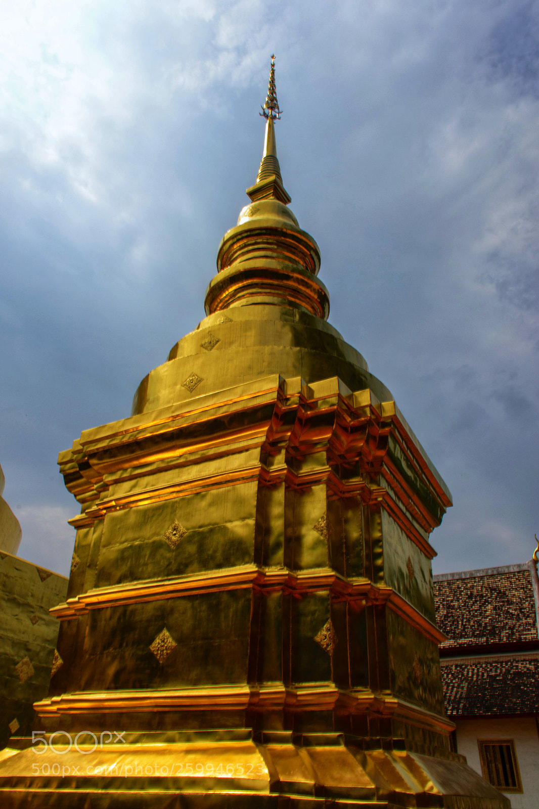 Nikon D5300 sample photo. Golden beautiful pagoda. photography