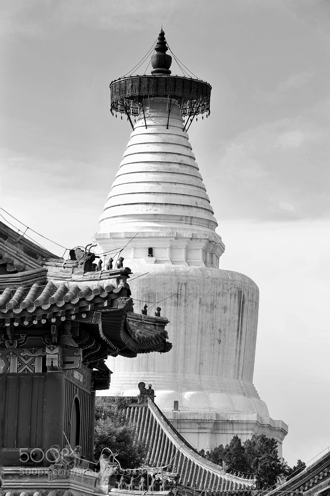 Canon EOS 70D sample photo. White pagoda photography
