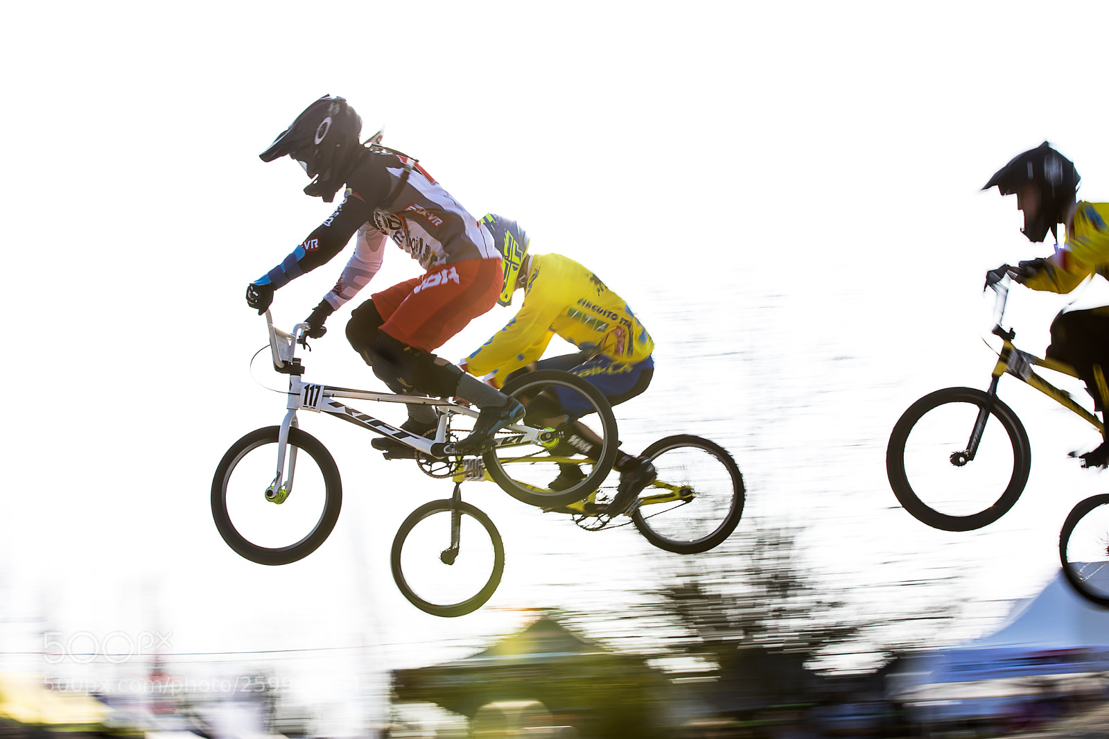 Canon EOS 5D Mark IV sample photo. Bmx i ragazzi volanti photography