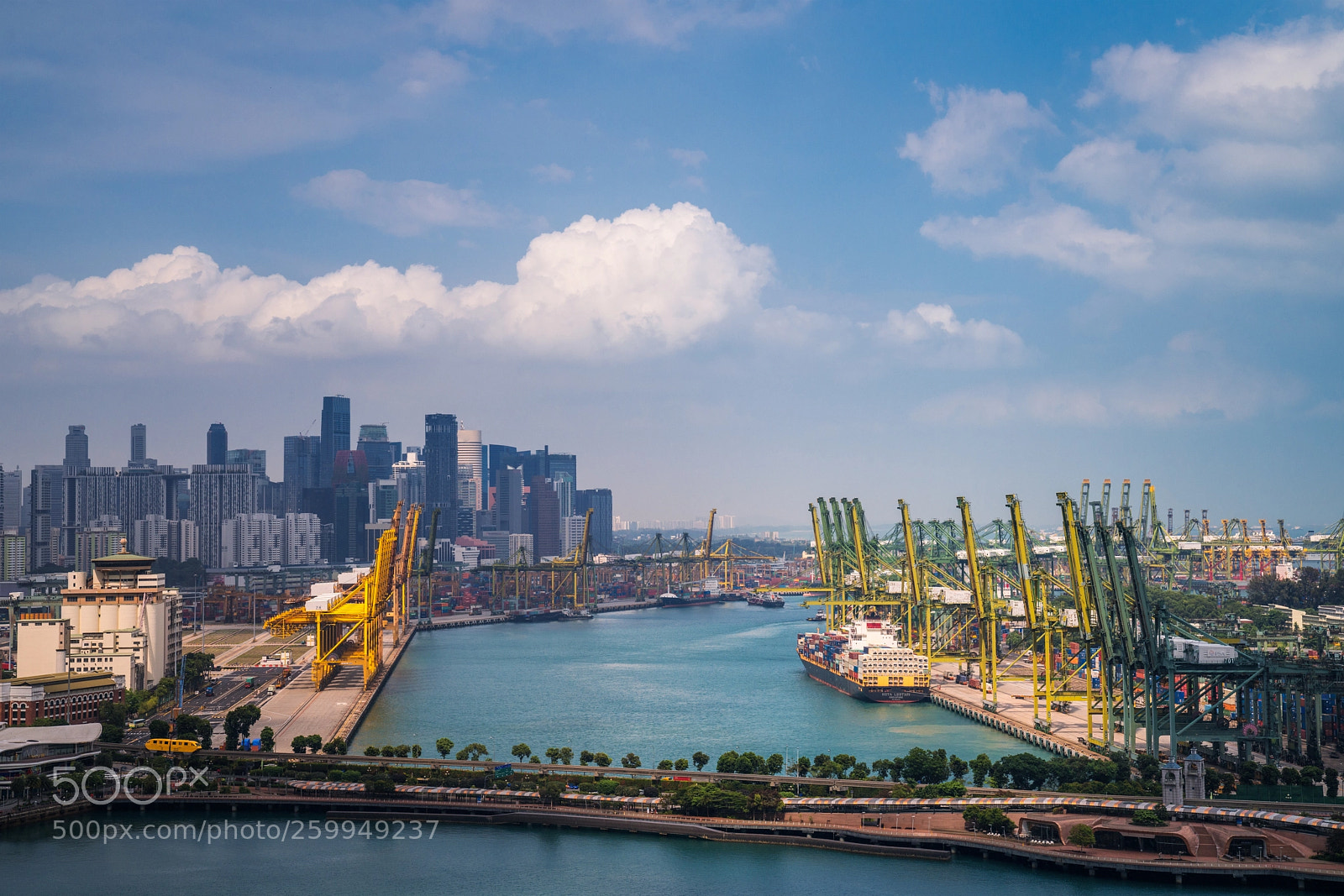 Sony a7R III sample photo. Singapore boat transportation port photography