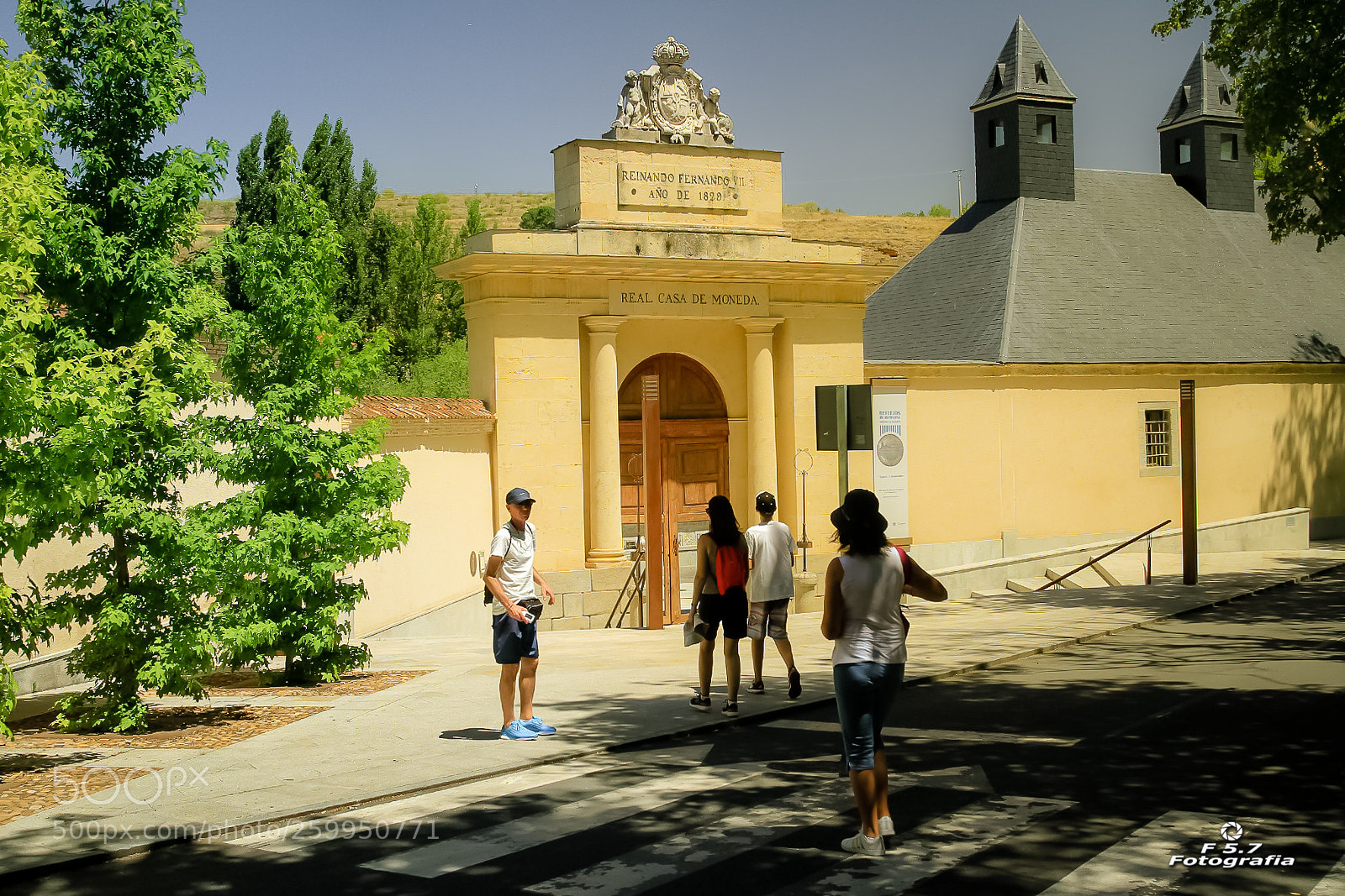 Canon EOS 7D sample photo. Real casa de moneda photography