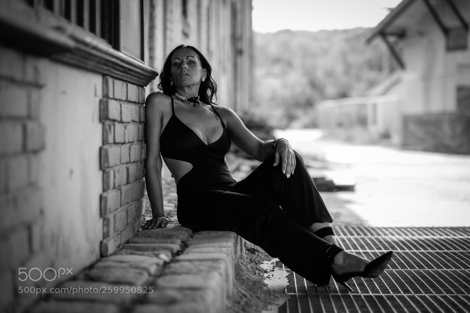 Fujifilm X-T2 sample photo. Monochrome sittings photography