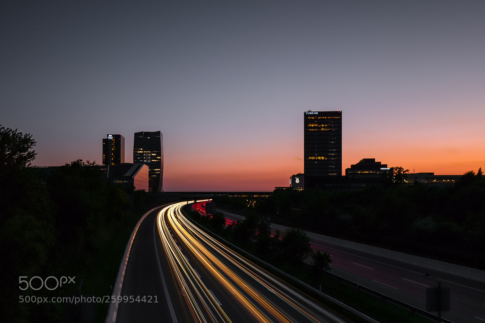 Panasonic Lumix DC-G9 sample photo. Ørestad lighttrails photography
