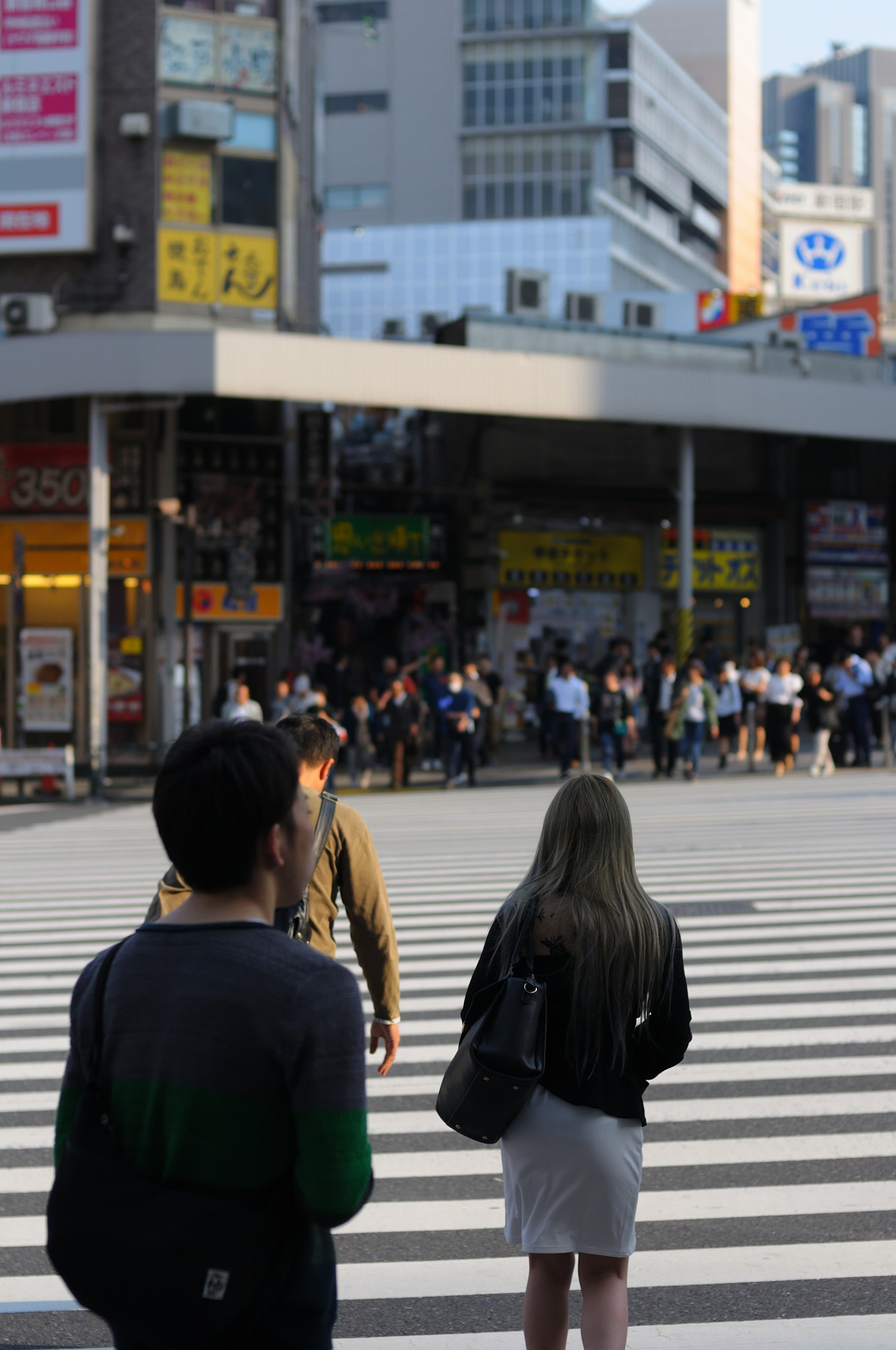 Nikon D300 + Nikon AF Nikkor 50mm F1.4D sample photo. Shinjuku, tokyo photography