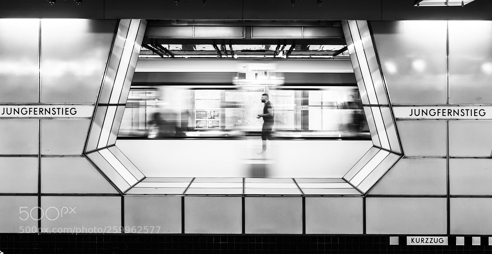 Sony a7R II sample photo. Mind the gap photography