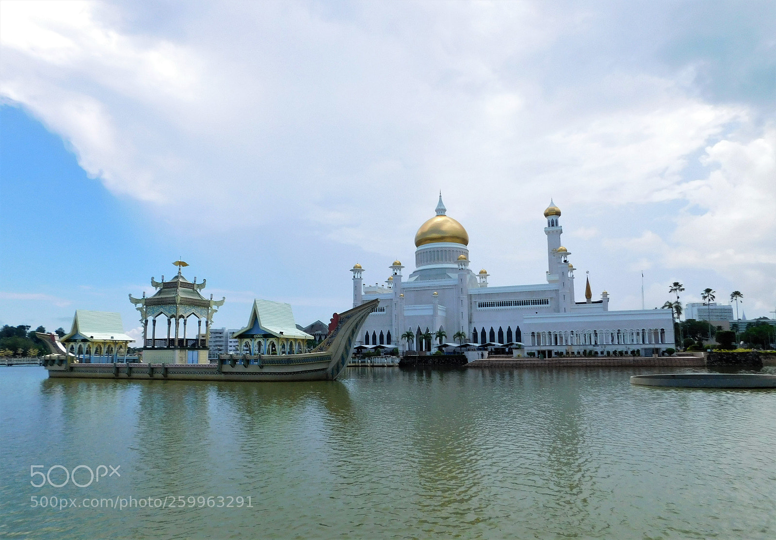 Nikon Coolpix L840 sample photo. Omar ali saifuddien mosque photography