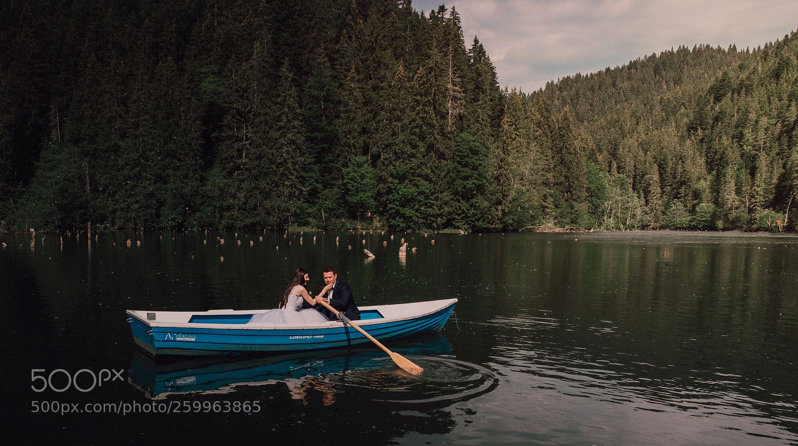 Canon EOS 6D sample photo. Couple in love photography