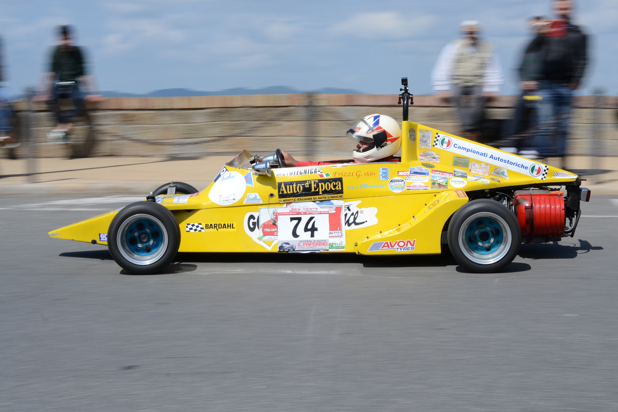 Nikon D3100 + Nikon AF-S Nikkor 50mm F1.8G sample photo. Auto panning photography