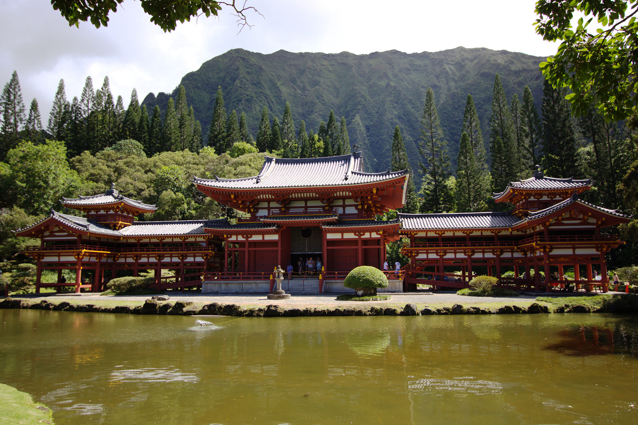 Canon EOS 600D (Rebel EOS T3i / EOS Kiss X5) sample photo. Byodo-in temple, oahu hawai photography