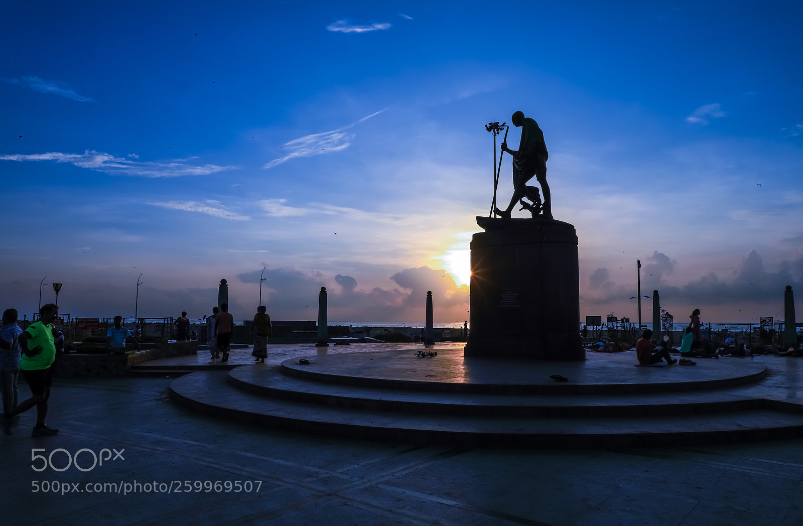Canon EOS 5D Mark IV sample photo. Marina mornings! ? photography