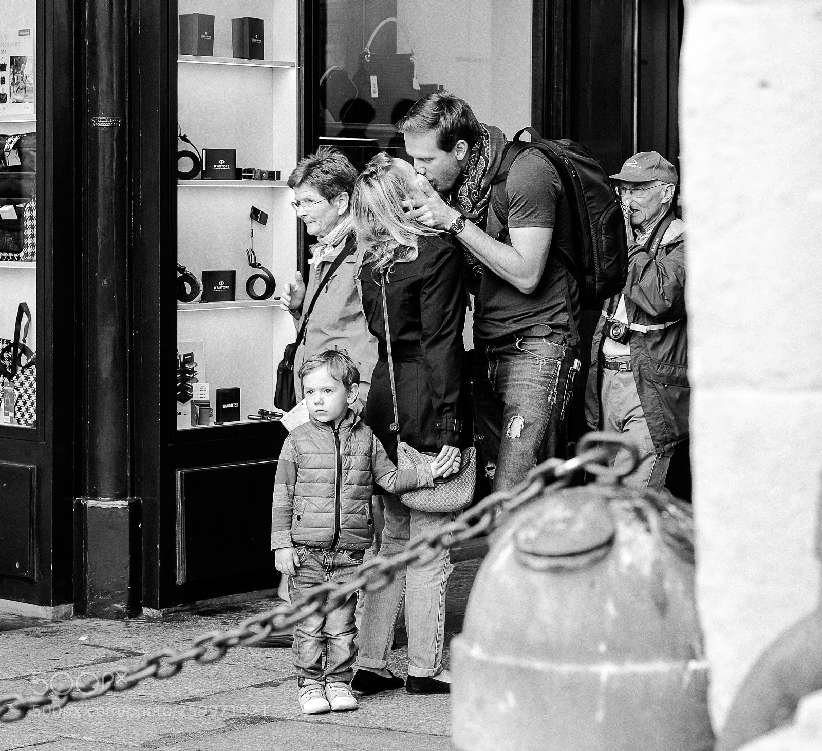 Fujifilm X-T10 sample photo. ...kiss family .. photography