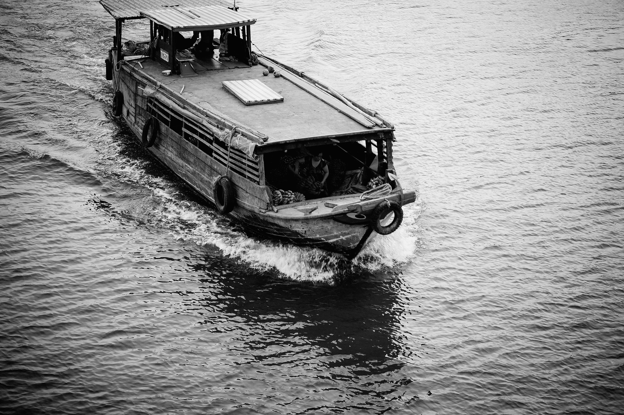 Sony Alpha NEX-F3 sample photo. A boat photography