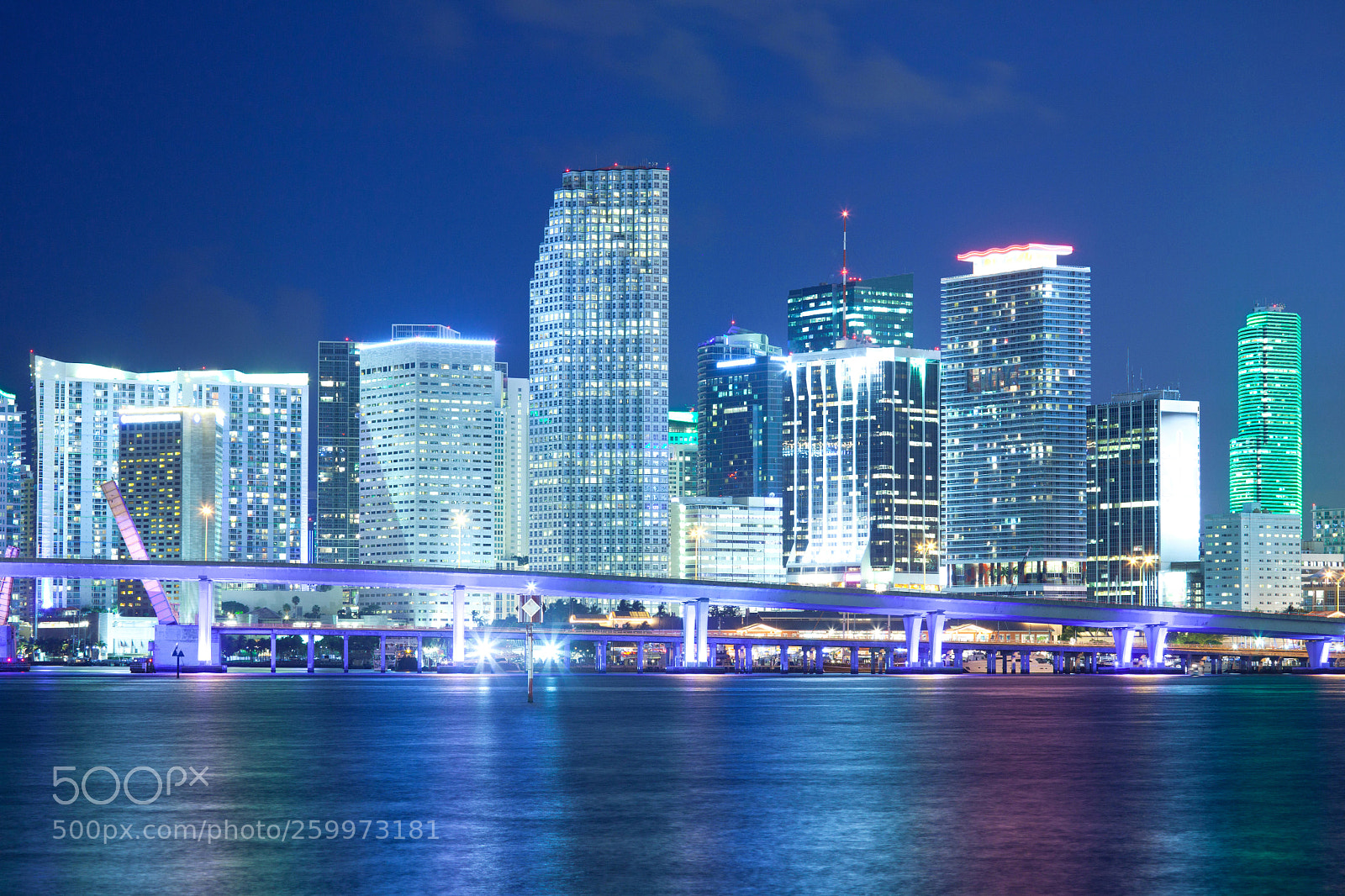 Canon EOS 5D Mark II sample photo. Downtown skyline, miami, florida photography